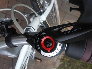 Aurula クロスバイク S 1 K Mottai Navi 購入品の詳細